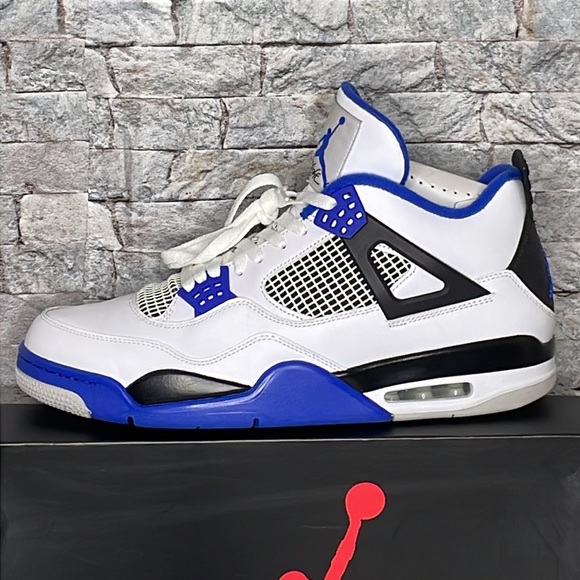 🔥🔥🔥JORDAN 4 RETRO SIZE: 13🔥🔥🔥 - Picture 2 of 11